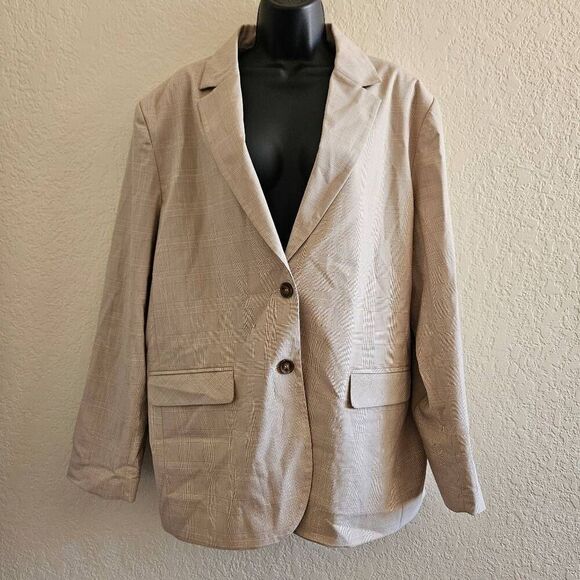 Wayf Plaid Blazer - Picture 1 of 8